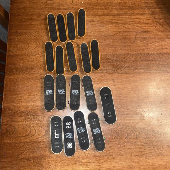 Handboards By Tech Deck Lot of 18 Performance Mystery Ac/Dc - Picture 9 of 10